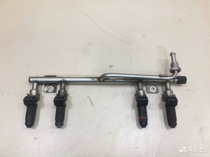 Рейка топливная (рампа) Chevrolet Niva