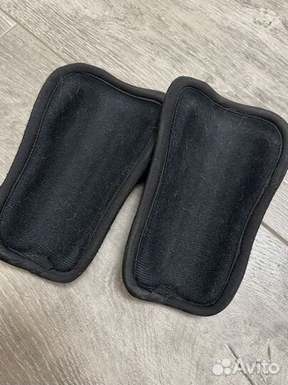 Щитки футбольные adidas