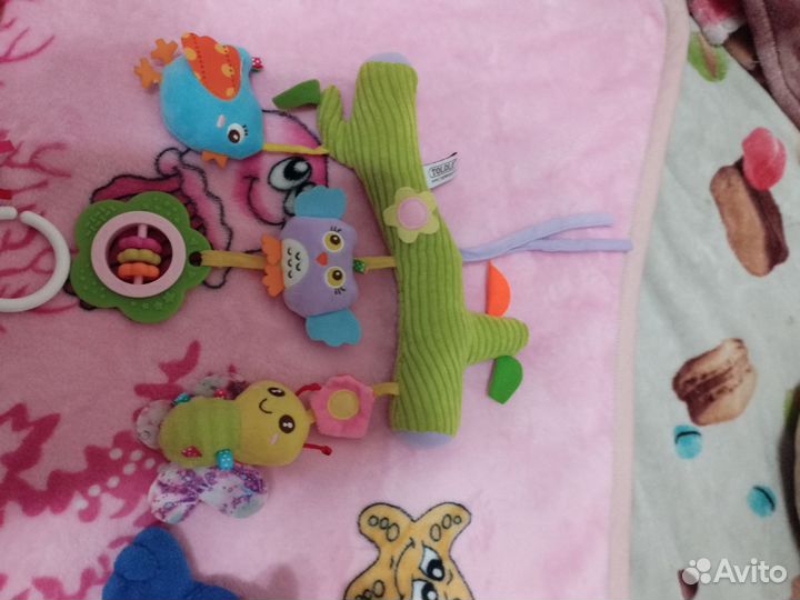 Подвесные игрушки на кроватку, коляску Lamaze