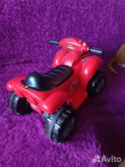 Детский электромобиль бу