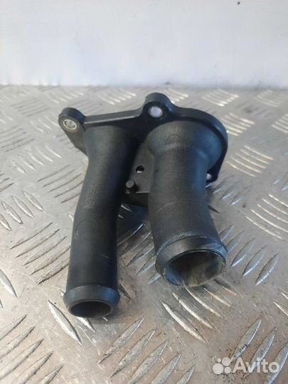 Корпус термостата Ford C-Max 1 минивен 1.6 shdc