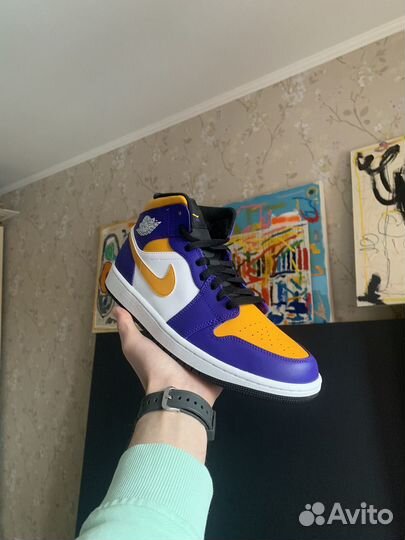 Кроссовки Air Jordan 1 Mid “Lakers”