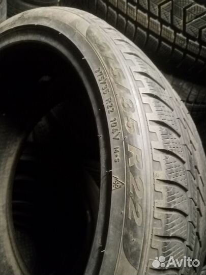 Pirelli Scorpion Winter 275/35 R22 104V