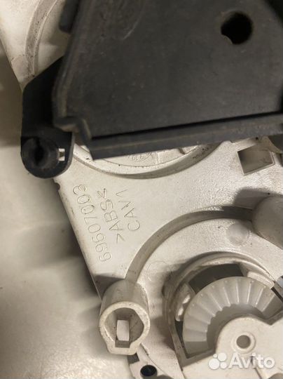 Блок управления отопителем Ford Focus 2 08-11