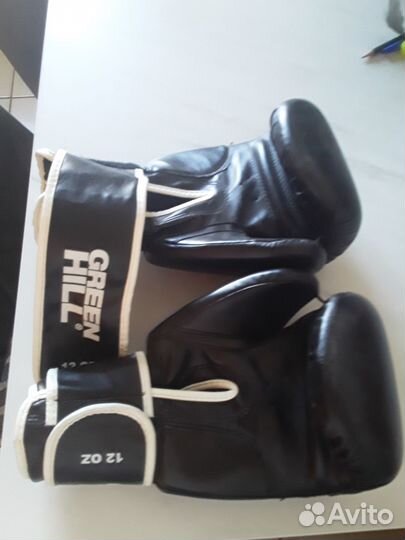 Боксерские перчатки 12 oz
