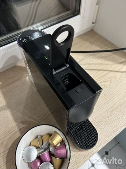 Кофемашина nespresso essenza mini