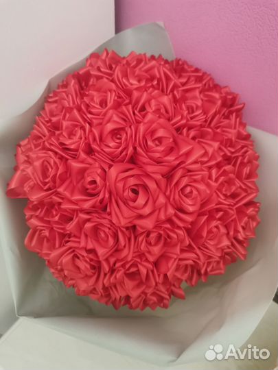 Букет из атласных роз