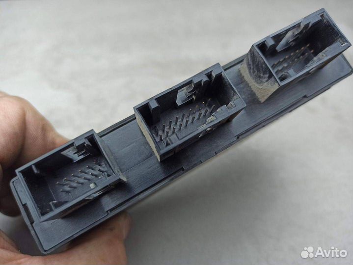 Блок управления парктрониками BMW 5 E60/E61 рест