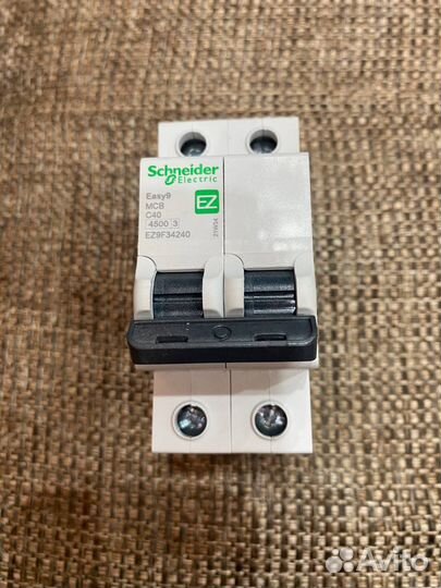 Автомат, дифавтомат Schneider Electric