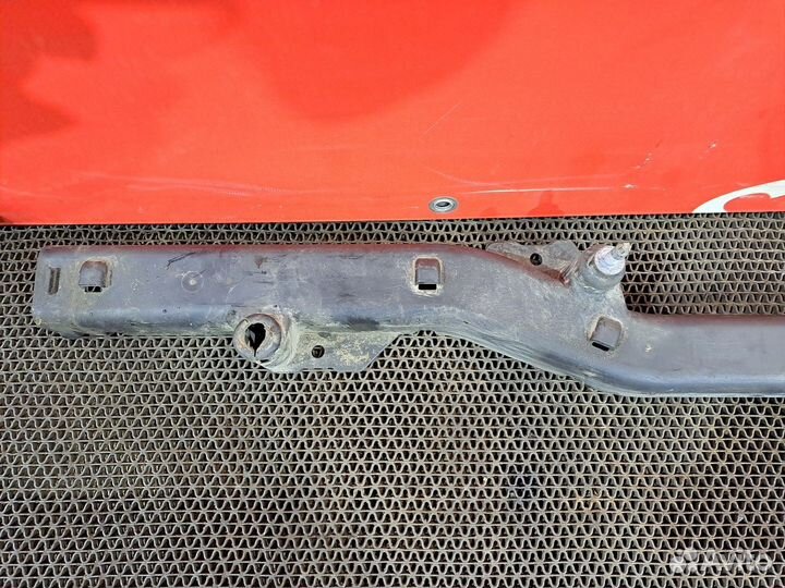 Кожух проводки шасси левый Daf XF106