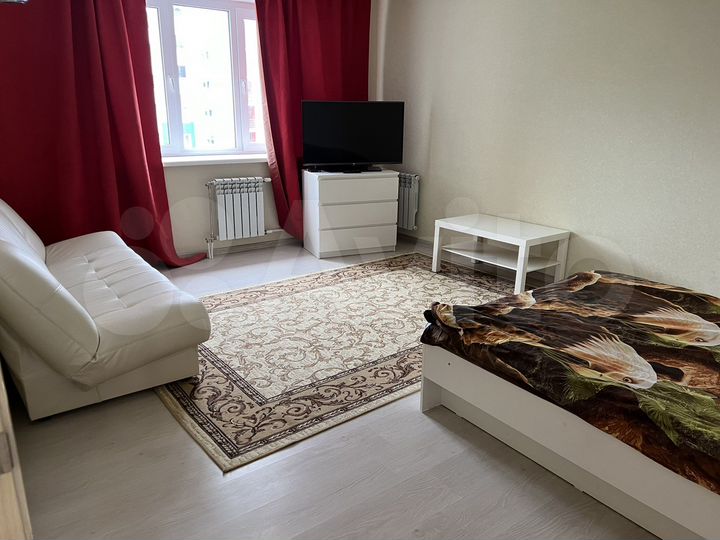 2-к. квартира, 58 м², 8/12 эт.