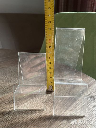 Подставки для аксессуаров, чехлов, телефонов