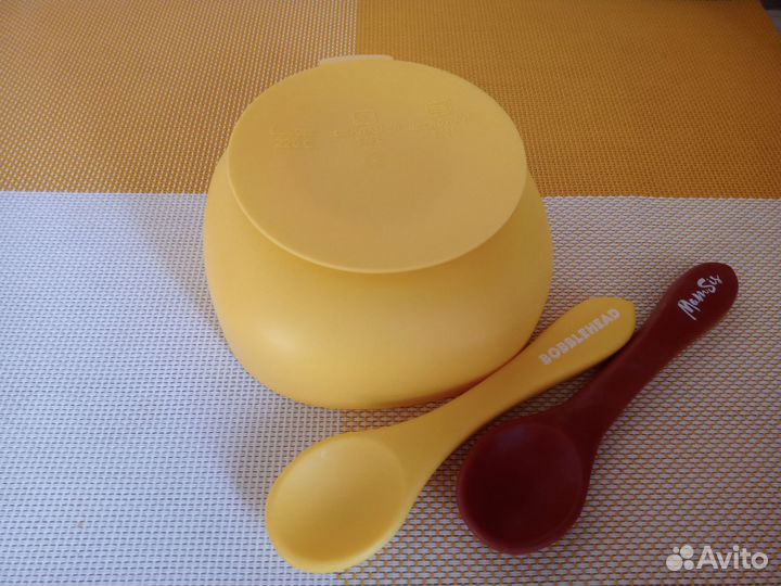 Детская силиконовая тарелка на присоске, две ложки