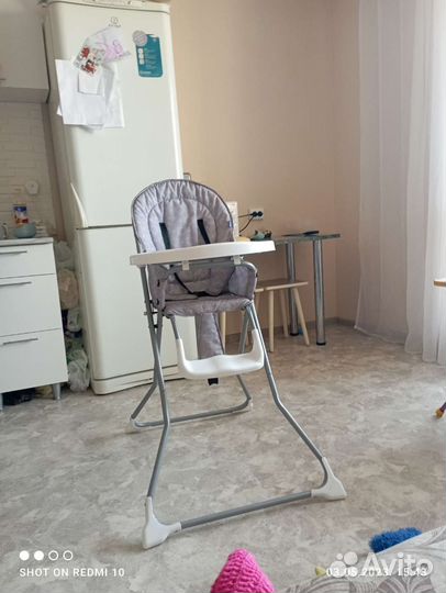 Стульчик для кормления kari kids