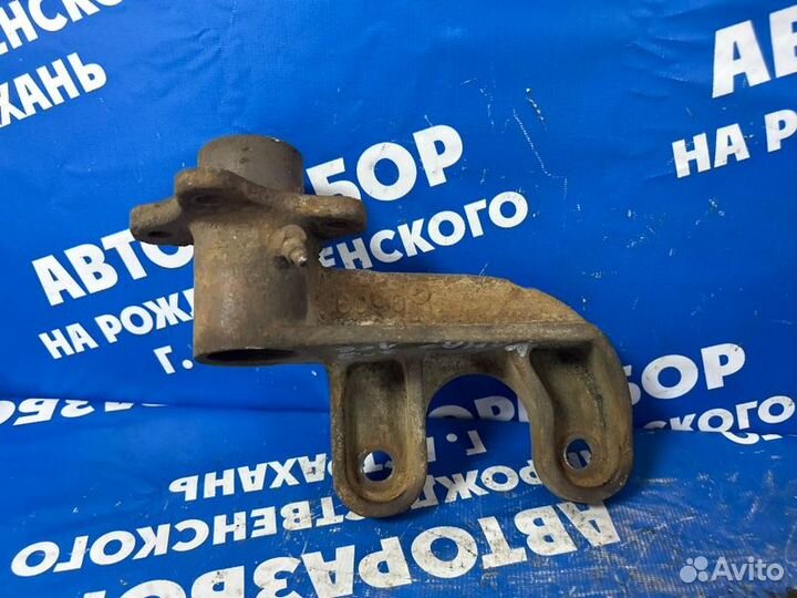 Кронштейн тормозной камеры. Камаз 5320 грузовой