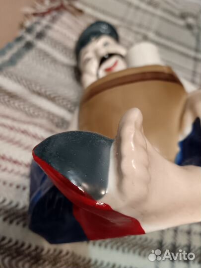 Статуэтка казак с чертенком