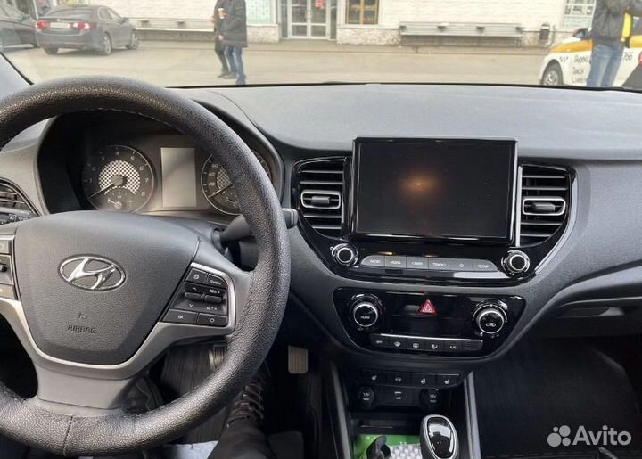 Аренда авто с правом выкупа Hyundai Solaris