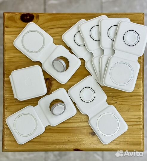 Беспроводная зарядка Apple MagSafe Duo