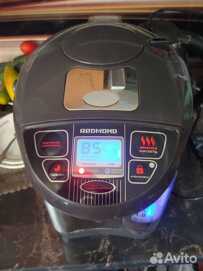 Термопот Redmond rtp m801