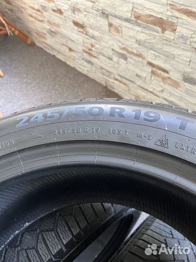 Continental ContiVikingContact 7 245/50 R19