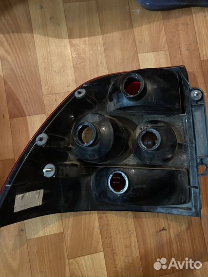 Фары и подголовники на LADA priora
