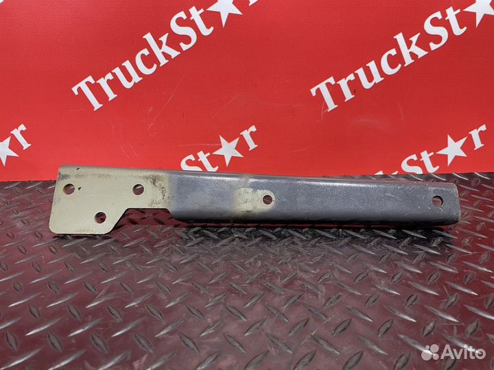 Кронштейн бачка гура Daf XF106