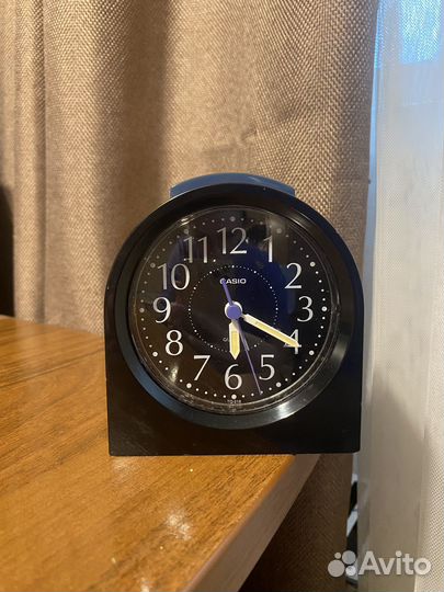 Настольные часы casio