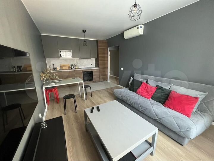 2-к. квартира, 65 м², 9/15 эт.