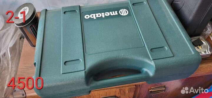 Массажер. Инструменты:лобзик,шлифовальня,минидрель