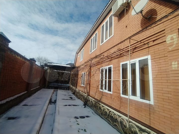 Дом 586 м² на участке 5,9 сот.