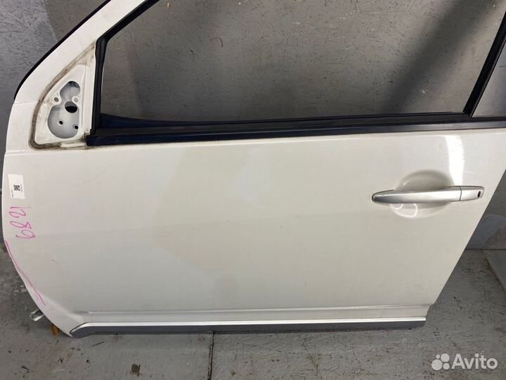 Дверь передняя левая Mitsubishi Outlander XL