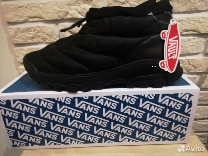 Дутики зимние новые Vans Hiker LX