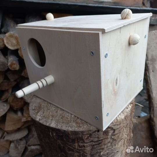 Гнездо, домик для попугаев, кореллов