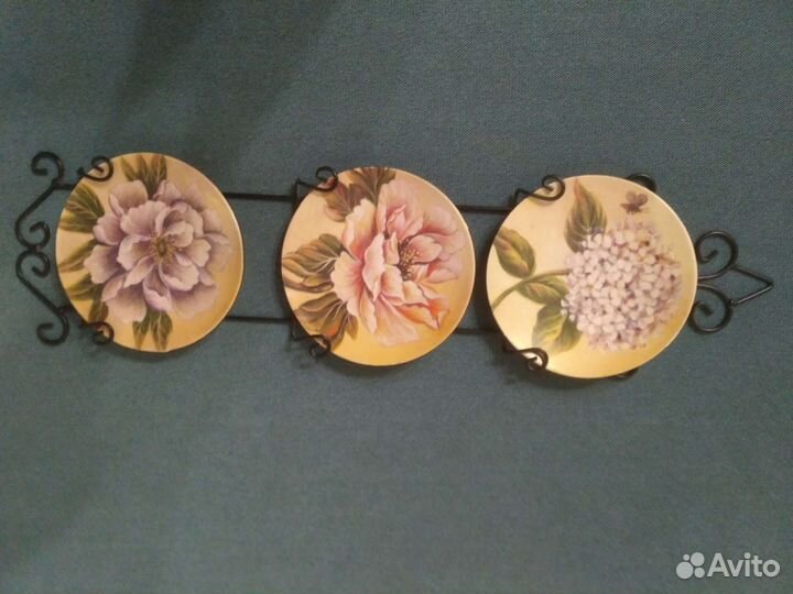 Набор декоративных тарелочек