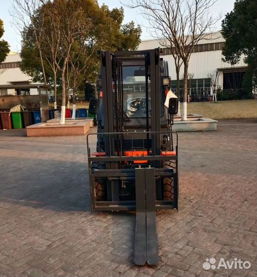 Вилочный погрузчик Lonking FD35T, 2024