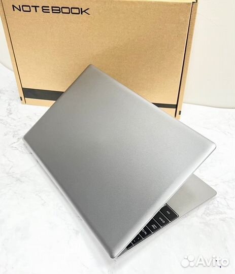 Ноутбук на IPS c SSD для учебы работы