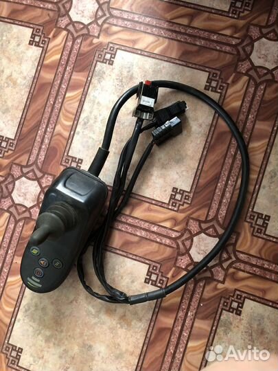 Джостик-пульт для инвалидной коляски