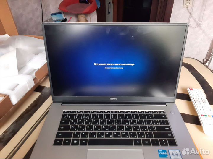 Huawei matebook d15 BOD-WDI9 8 256