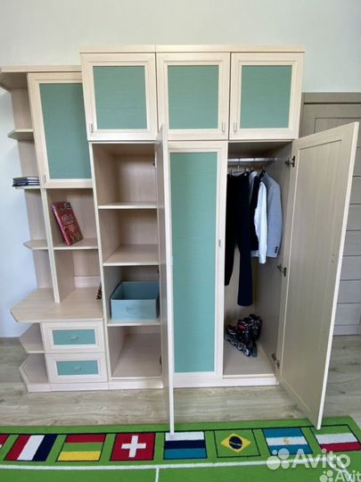 Шкаф, стол, тумба, растущий стул