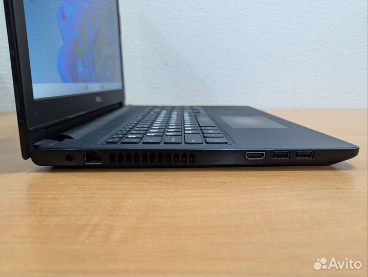 Ноутбук Dell Inspiron 15