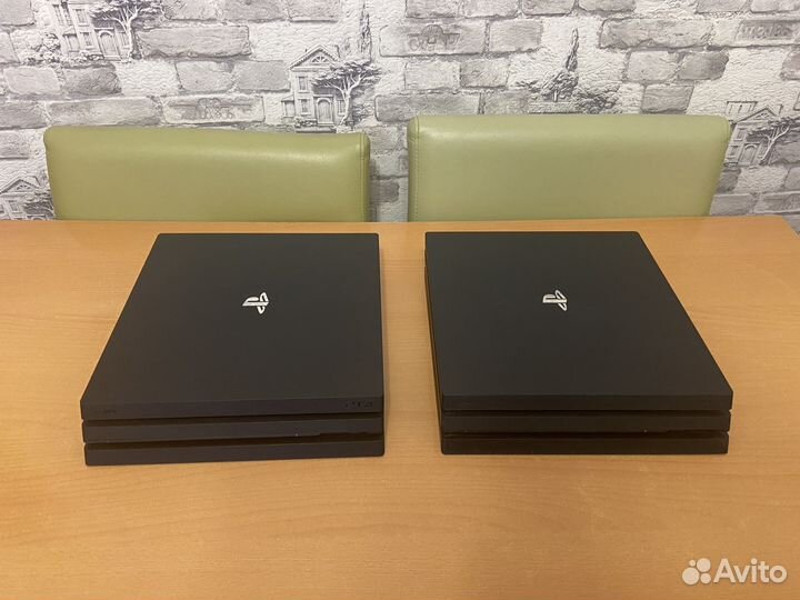 Sony playstation 4 pro 1tb (2 шт)