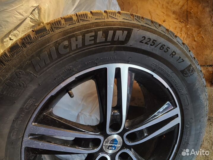 Зимняя резина Michelin X-Ice North 4 SUV 225/65