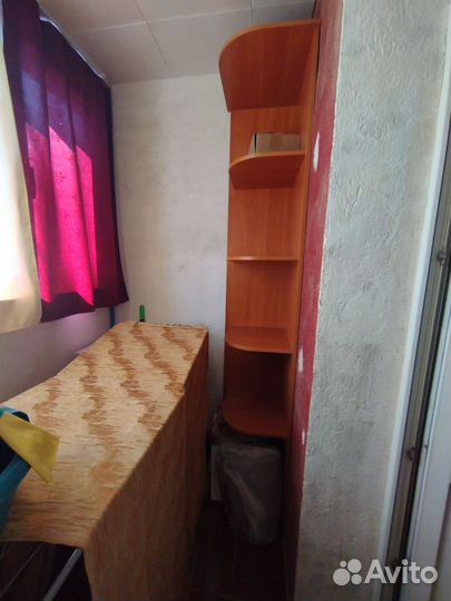 Угловой пенал