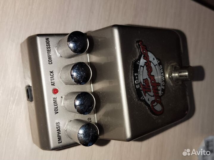 Компрессор для гитары и бас педаль гитарная
