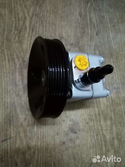 Насос гур Volvo S-60-S80