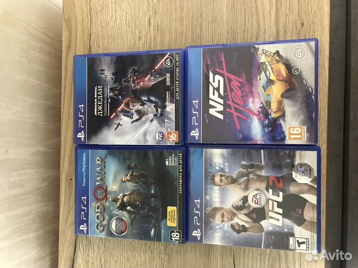 Sony PS4 slim 1tb