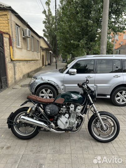 Honda CB750 Cafe racer