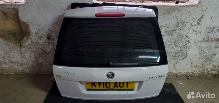 Крышка багажника Skoda Octavia A5