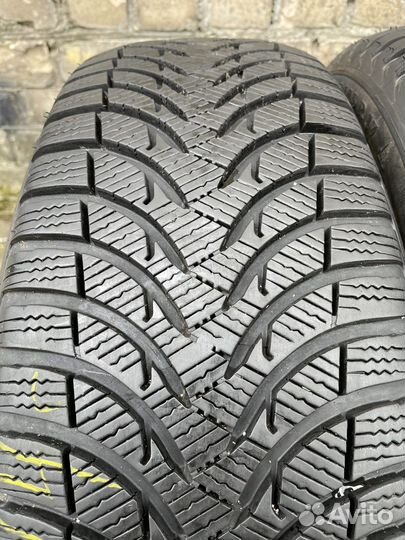 Michelin Alpin A4 215/45 R17