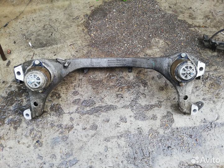 Балка подмоторная Volkswagen Touareg 2.5